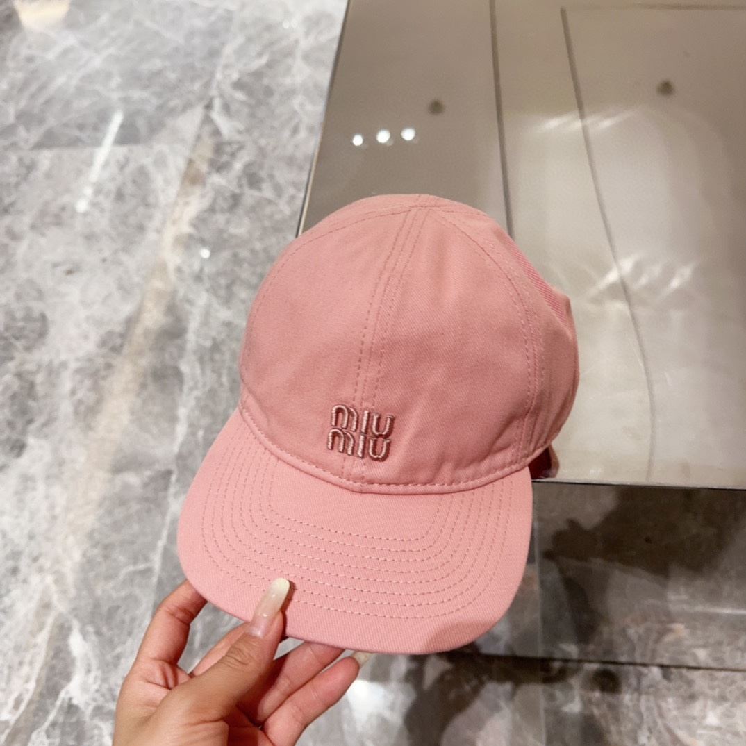 Miu Miu Caps